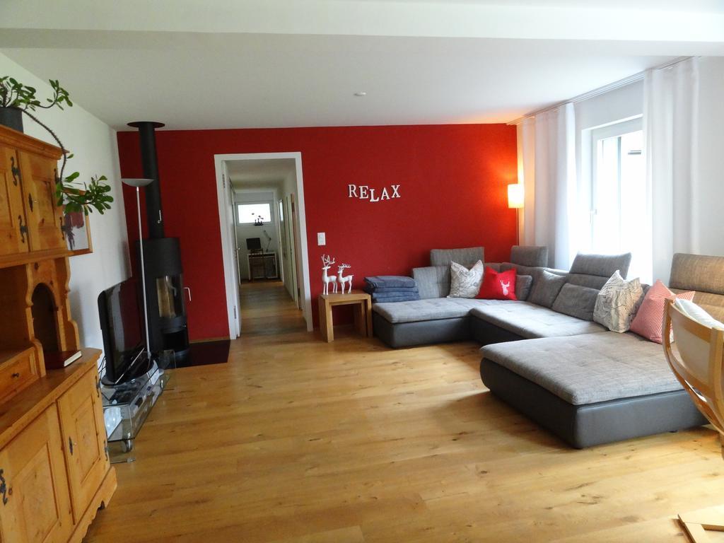 Ferienwohnung Chasa Felix Scuol Zimmer foto